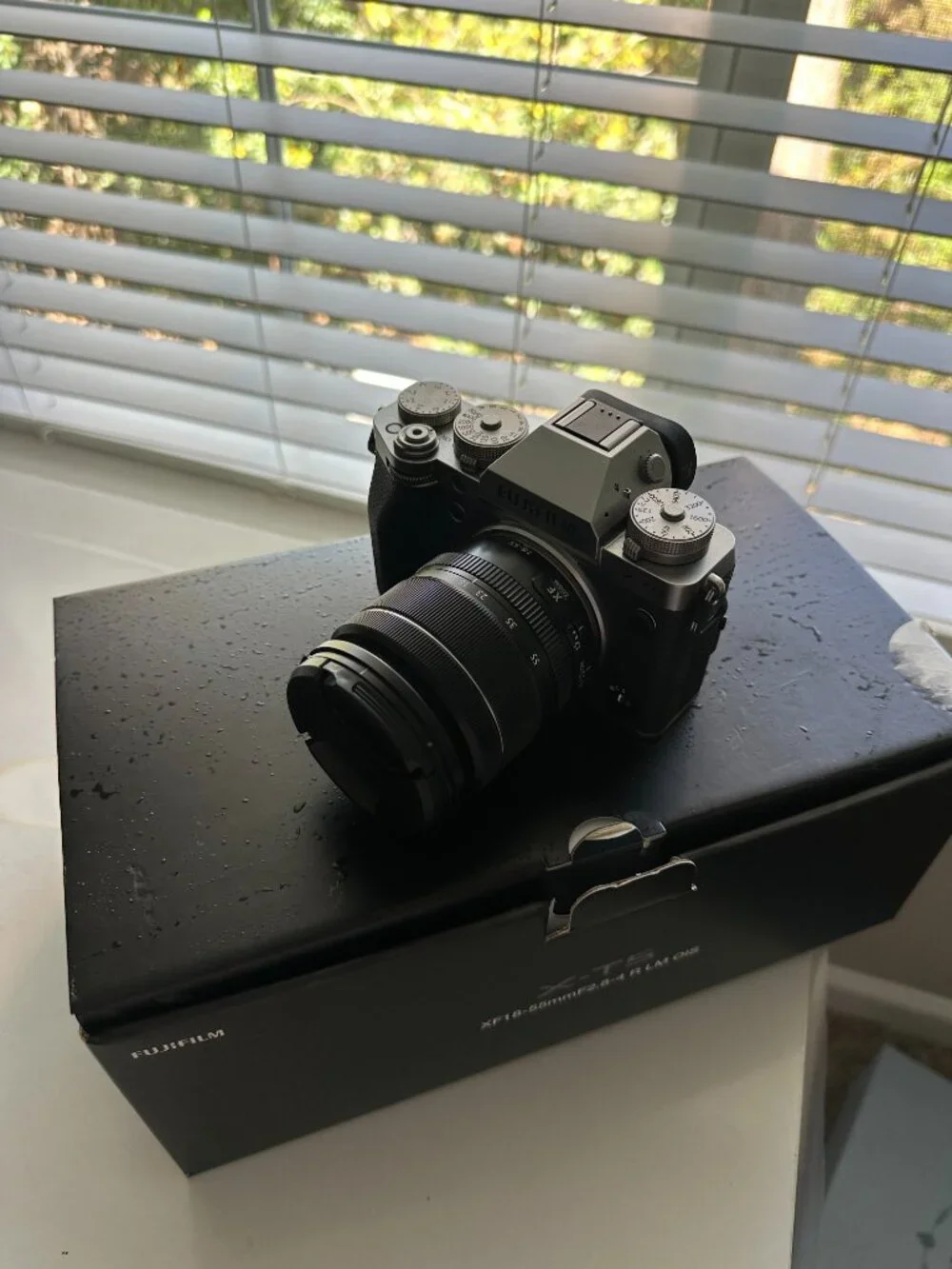 Fujifilm X-T5 Mirrorless Digital Camera XF18-55mm Lens Kit - Silver